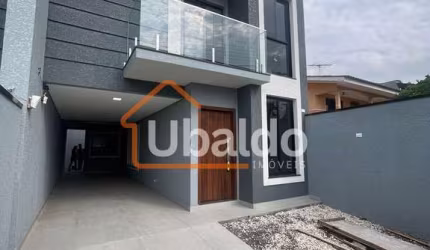 Sobrado à venda no bairro Iguaçu - Araucária/PR