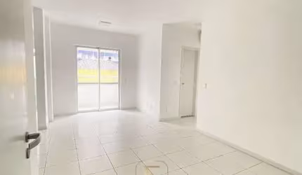Apartamento com 02 dormitórios em Campinas, São José/SC