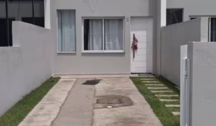 Sobrado em Sertão do Maruim, São José/SC