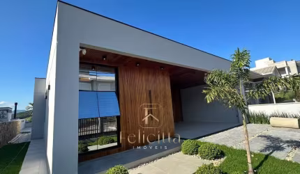 Casa à venda no bairro Pedra Branca - Palhoça/SC
