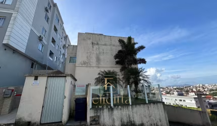 Apartamento 2 Dormitórios com Suíte no Ipiranga - São José