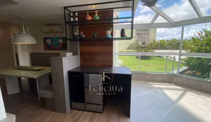 Oportunidade! Apartamento com terraço, semi mobiliado à venda no Estreito em excelente localização