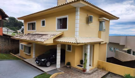 Casa com 4 dormitórios à venda, 280 m² por R$ 1.980.000,00 - Centro - Florianópolis/SC