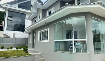 Casa com 4 dormitórios à venda, 301 m² por R$ 2.300.000,00 - Coqueiros - Florianópolis/SC