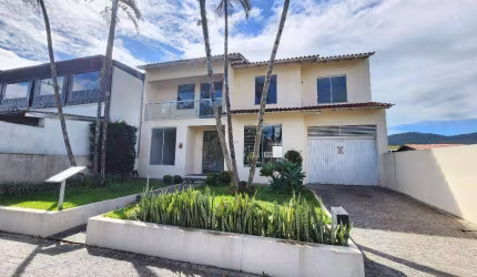 Casa com 4 dormitórios para alugar, 350 m² por R$ 12.222,00/mês - Santa Mônica - Florianópolis/SC