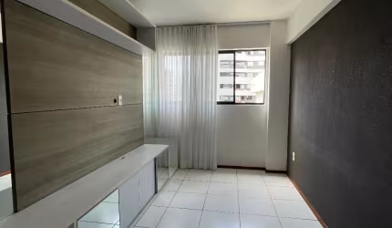Alugo apartamento com 02 quartos na Ponta Verde