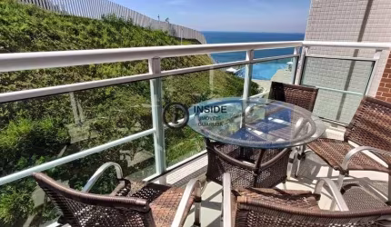 Apartamento frente mar com vista total e 2 suítes