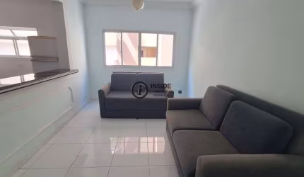 Apartamento amplo de 2 quartos na enseada