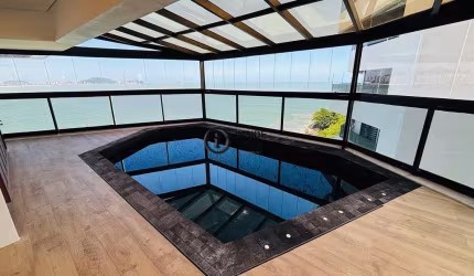 Apartamento 4 suites , frente ao mar, alto Padrão.