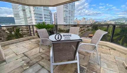 Cobertura na enseada guaruja com vista para o mar
