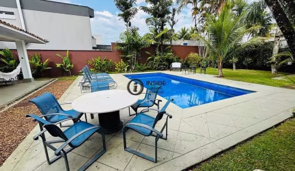 Casa Térrea a venda com 5 quartos no acapulco