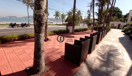 Casa pé na areia com 3 quartos e 3 vagas
