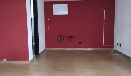 Sala comercial com mesanino na praia da enseada