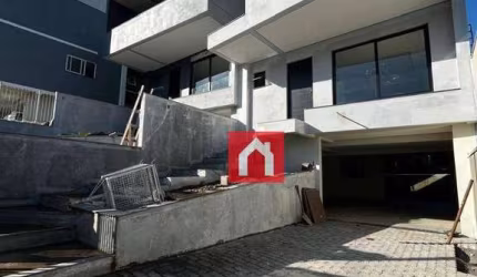 Casa com 3 dormitórios à venda, 184 m² por R$ 890.000,00 - São Luiz - Caxias do Sul/RS