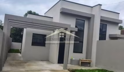 CASA COM SUITE E TERRENO NOS FUNDOS pronta pra morar .