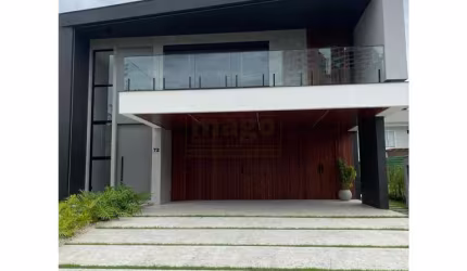 Casa para Venda no bairro Praia Brava em Itajaí, 3 quartos sendo 3 suítes, 2 vagas,