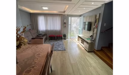Sobrado para Venda no bairro Ariribá em Balneário Camboriú, 2 quartos, 1 vaga, Semi-Mobiliado,