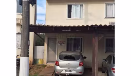 Sobrado para Venda no bairro Cedros em Camboriú, 2 quartos, 1 vaga,
