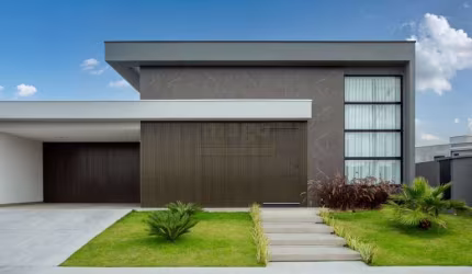 Casa para Venda no bairro Santa Regina em Balneário Camboriú, 3 quartos sendo 2 suítes, 4 vagas, 188 m² de área total,