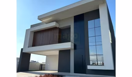 Casa para Venda no bairro Santa Regina em Camboriú, 4 quartos sendo 4 suítes, 4 vagas, Sem Mobília, 561 m² de área total,