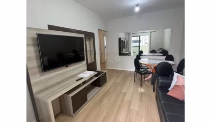 Apartamento para Locação Anual no bairro Centro em Balneário Camboriú, 2 quartos sendo 1 suíte, 1 vaga, Mobiliado,