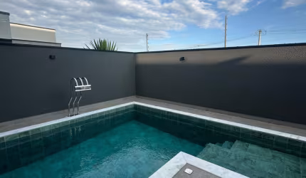 Casa Disponível para Venda ou Locação no Jardim Residencial Dona Lucilla em Indaiatuba-SP