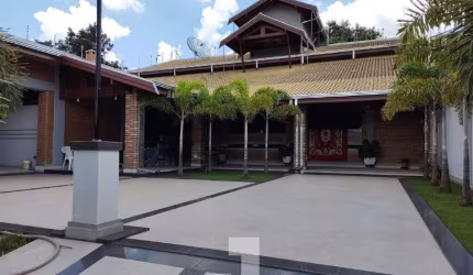 Chácara à Venda - Jardim Arquidiocesano, Salto - 1.020m2  - 2 suítes
