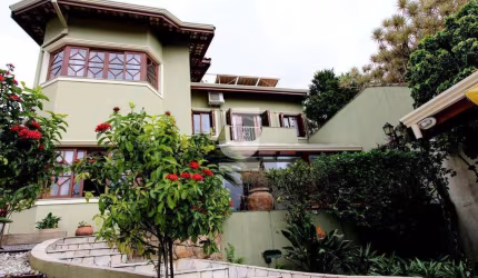 Casa à Venda - Vila Petrópolis, Atibaia - 401,9m2  - 3 suítes