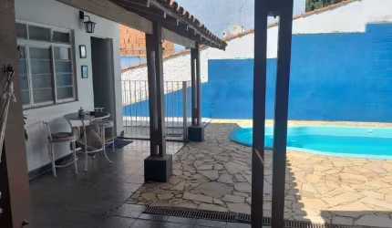 Casa à Venda - Jardim América, Bragança Paulista - 350m2  - 4 suítes