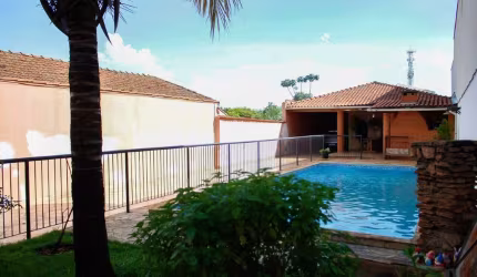 Casa à Venda - Areião, Piracicaba - 210m2  - 4 Quartos
