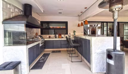Casa em Condomínio à Venda - Alphaville Dom Pedro 2, Campinas - 354,46m2 - Condomínio Alphaville Dom Pedro 2  - 3 suítes