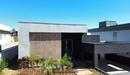 Casa em Condomínio à Venda - Condomínio Terras de Santa Cruz, Bragança Paulista - 226m2 - Condomínio Terras de Santa Cruz  - 3 suítes
