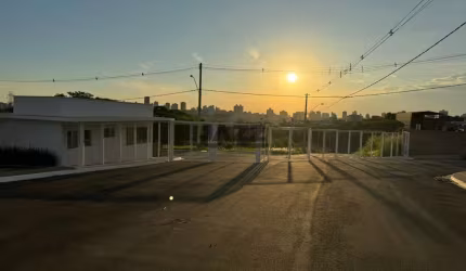 Terreno à venda com 251,31m² no condomínio Terras do Sinhô III, no bairro Morumbi