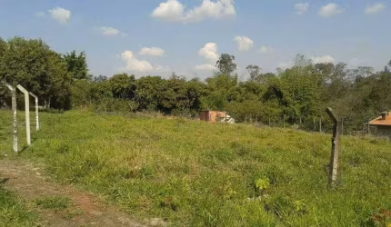 Terreno à venda de 1.500m² no Condomínio Recanto dos Pássaros, em Tupi