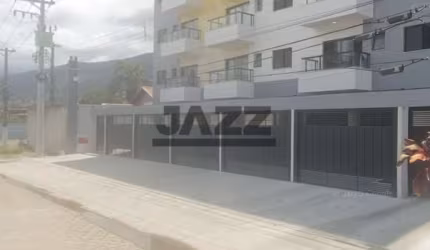Apartamento à venda no Edificio Ana Rosa - Indaia a 500metros da praia