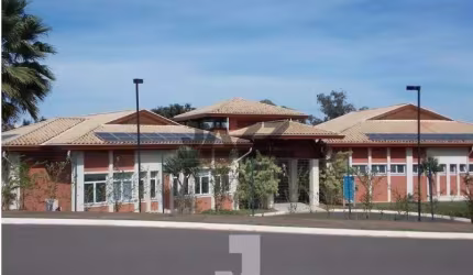Casa no Condomínio Alphaville Dom Pedro 1 para Aluguel, com 5 suítes