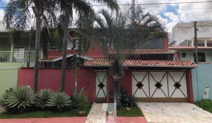 Casa à Venda ou Locação - 3 Quartos - Loteamento Parque das Hortências (Sousas), Campinas, SP.