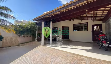 Casa à Venda no Bairro Candeias