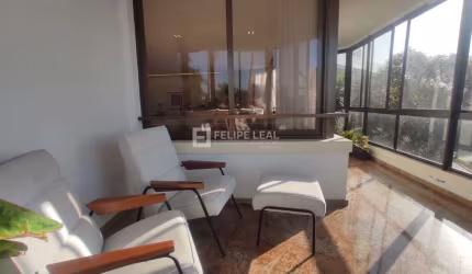 Apartamento em Agronômica  -  Florianópolis