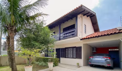 Casa em Barreiros - São José, SC