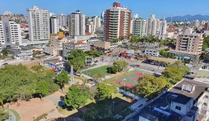 LOJA COMERCIAL NO CORAÇÃO DO BAIRRO ESTREITO - FLORIANÓPOLIS