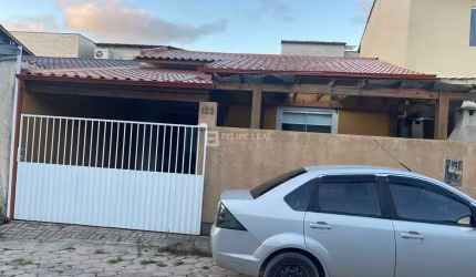 Casa Geminada em São João do Rio Vermelho - Florianópolis, SC