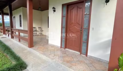 Casa em Varginha  -  Santo Amaro da Imperatriz