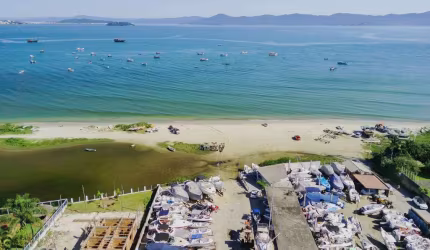 Área em Ponta das Canas  -  Florianópolis