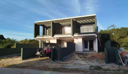 Casa Geminada em Alto Ribeirão - Florianópolis, SC