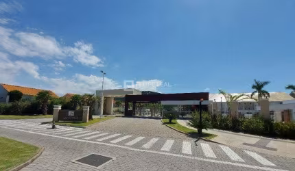 Casa em Condominio em Morro das Pedras - Florianópolis, SC