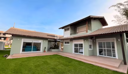 Casa em Condominio em Cachoeira do Bom Jesus Leste - Florianópolis, SC