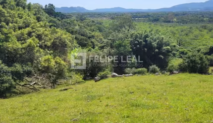 Lote / Terreno em Sambaqui - Florianópolis, SC