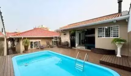 Casa em Capoeiras  -  Florianópolis