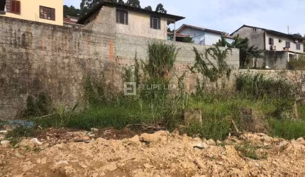 Área em Potecas - São José, SC